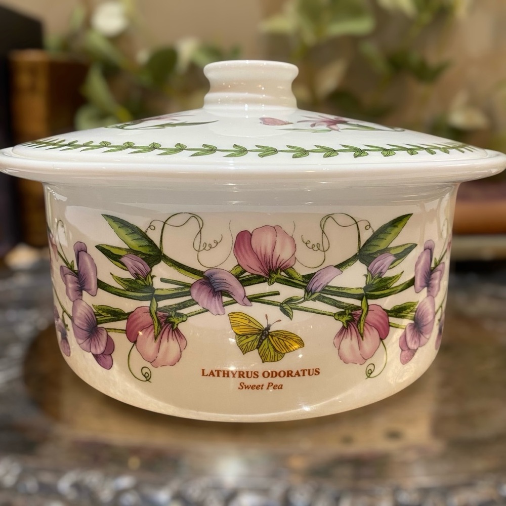 Portmeirion Botanic Garden Sweet Pea 3pt Covered Vegetable Casserole